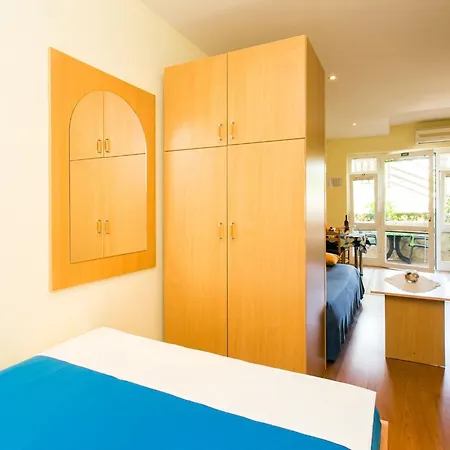 Apartment Radic - 2-3 Adults - Kneza Domagoja Street - Br 2 Dubrovnik