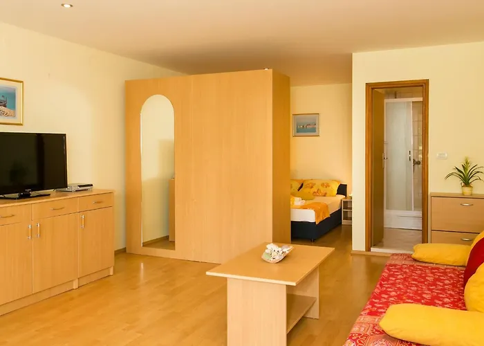 With Terrace For 3 People Apartman *