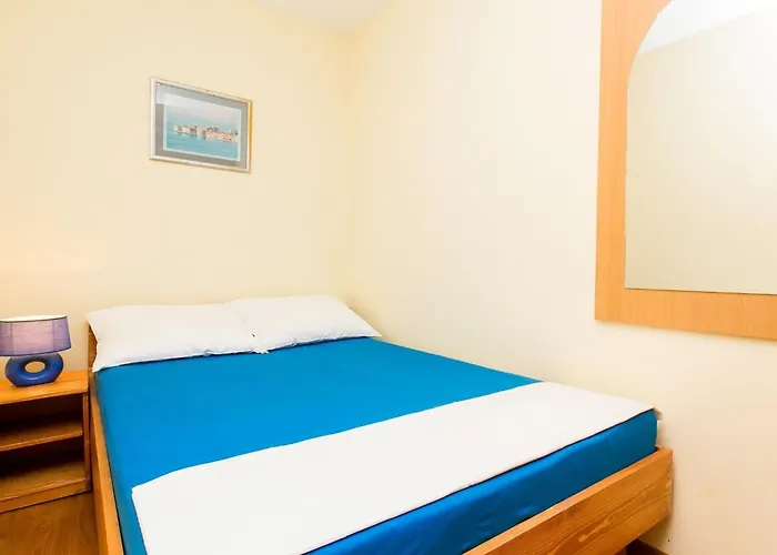 With Terrace For 3 People * Dubrovnik