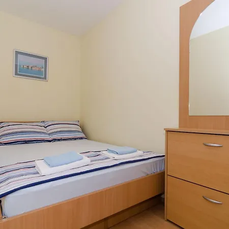 With Terrace For 3 People Appartement Dubrovnik